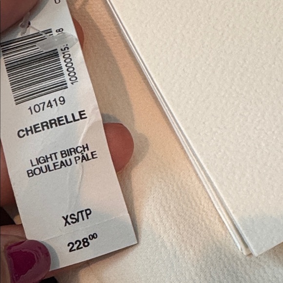 NWT NWT Aritzia Wilfred Cherrelle Blazer in Light Birch Size XS - Picture 11 of 13